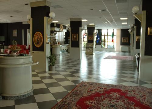 Hotel Cavallino Faenza Ngoại thất bức ảnh