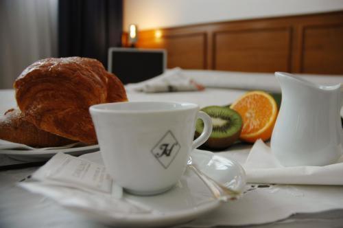 Hotel Cavallino Faenza Ngoại thất bức ảnh