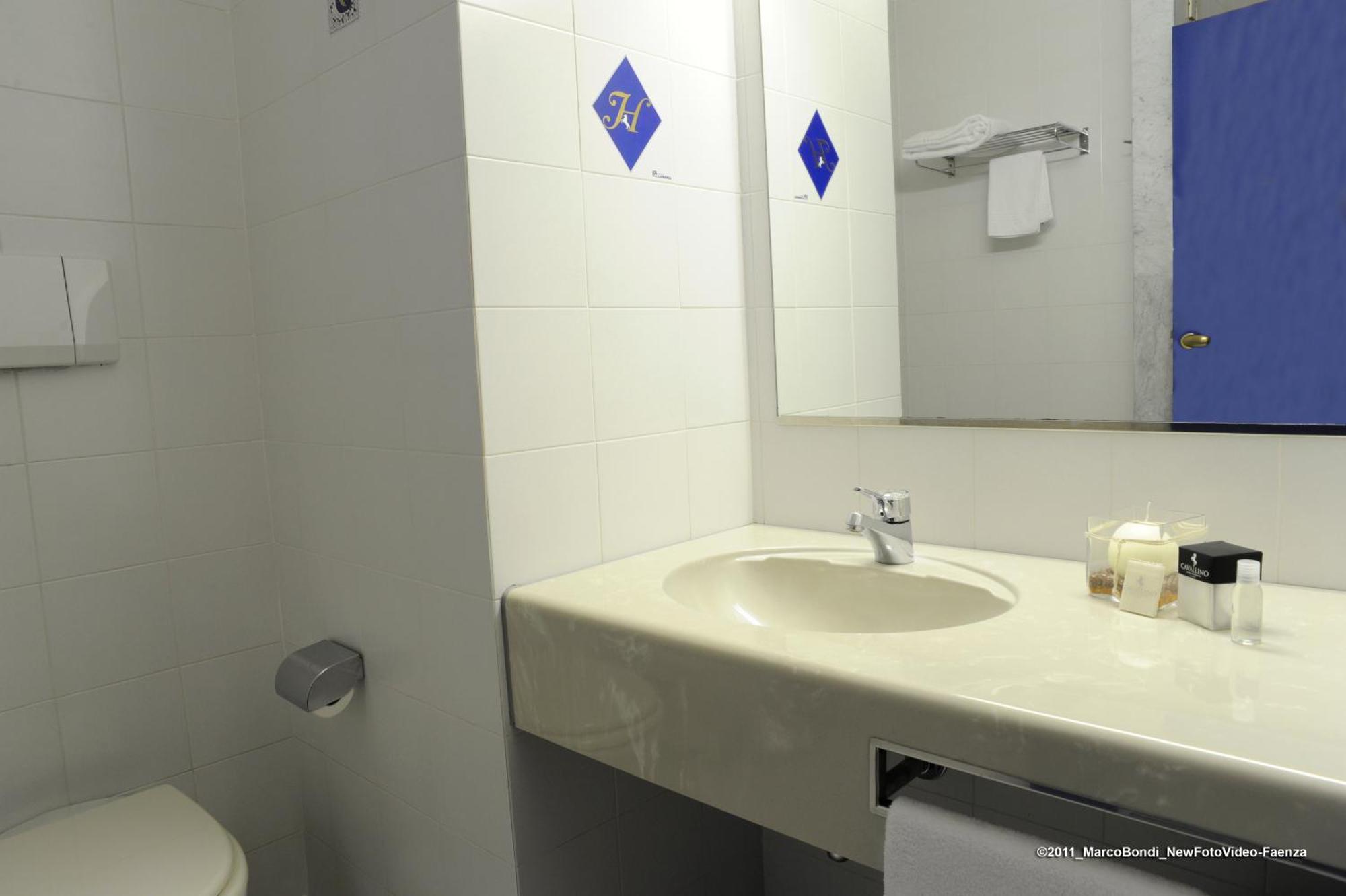Hotel Cavallino Faenza Ngoại thất bức ảnh
