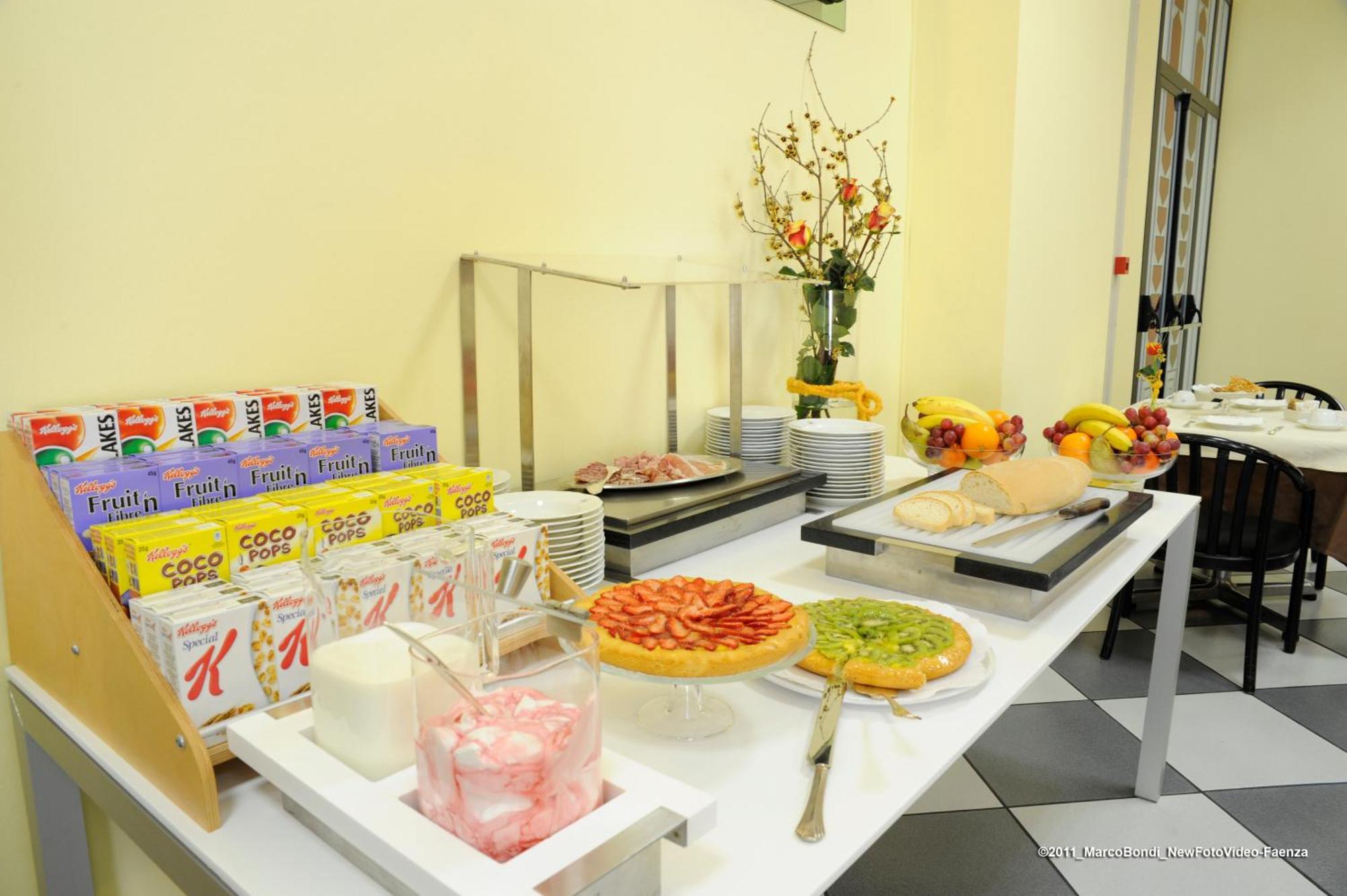 Hotel Cavallino Faenza Ngoại thất bức ảnh